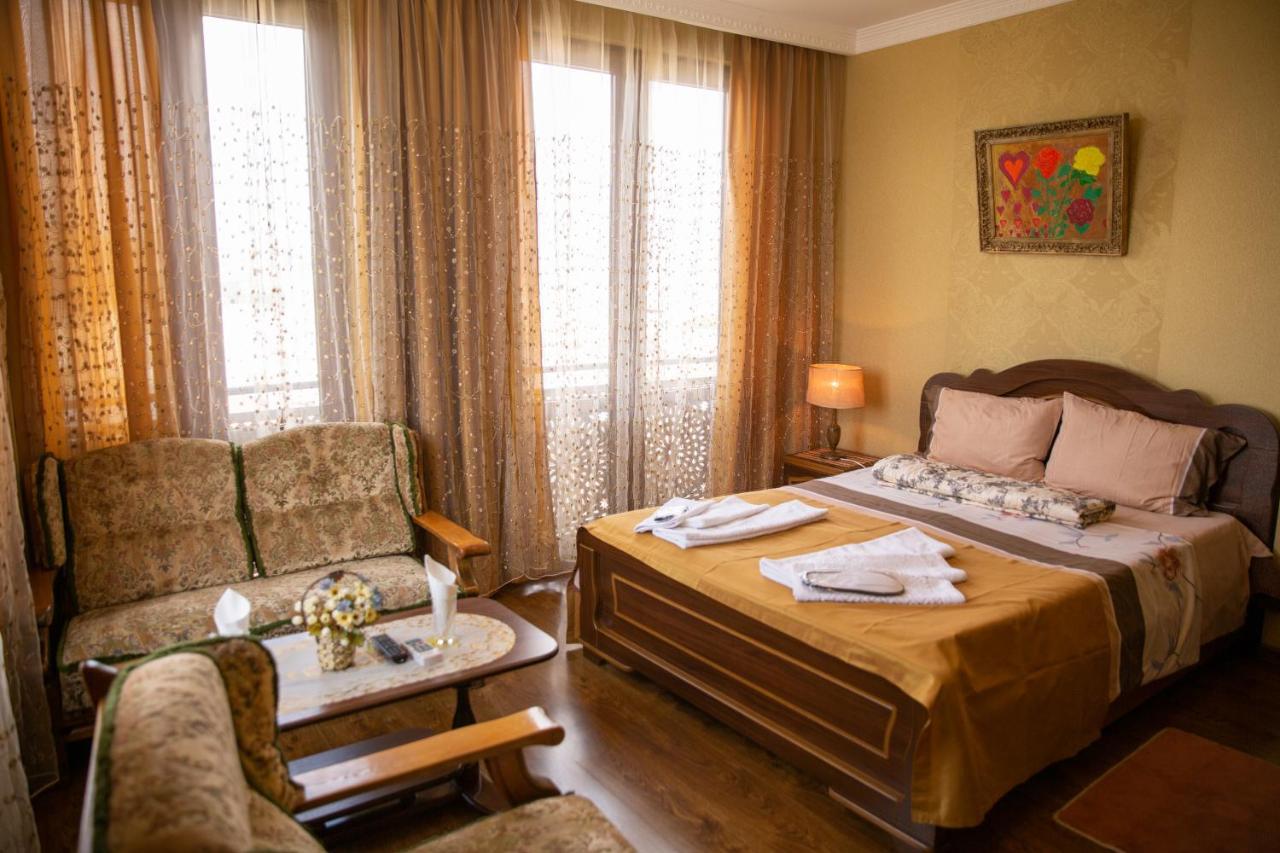 Family Hotel Kolorit Old Τυφλίδα Εξωτερικό φωτογραφία