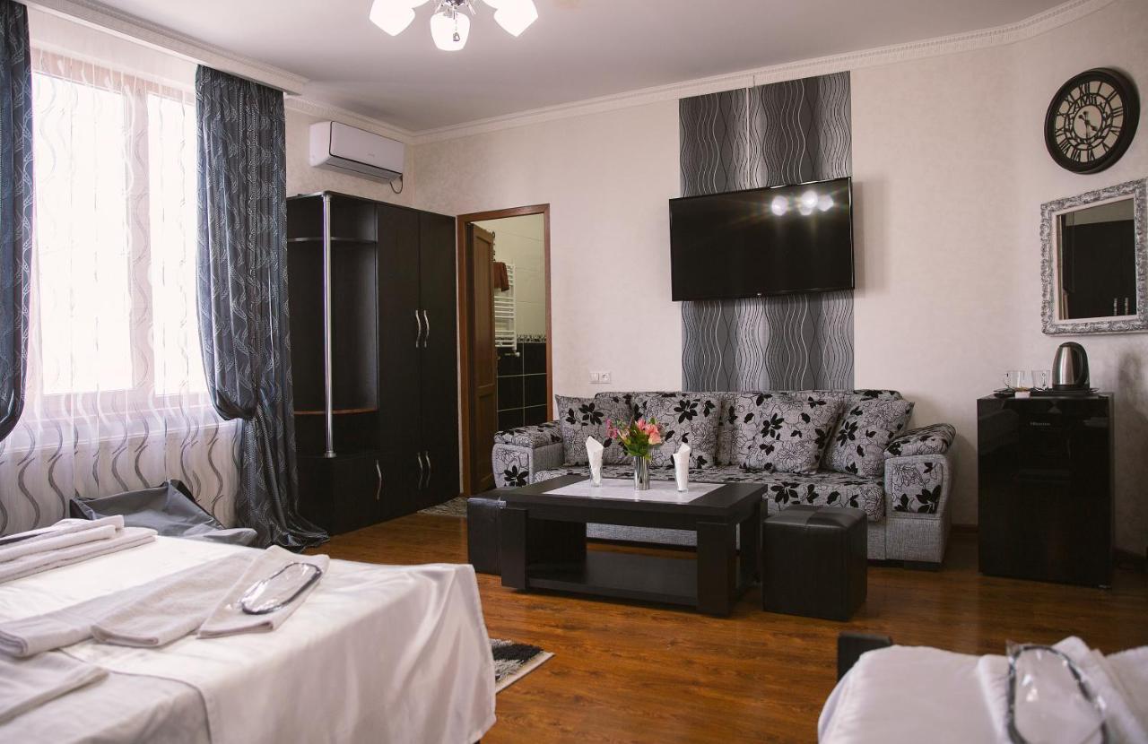 Family Hotel Kolorit Old Τυφλίδα Εξωτερικό φωτογραφία