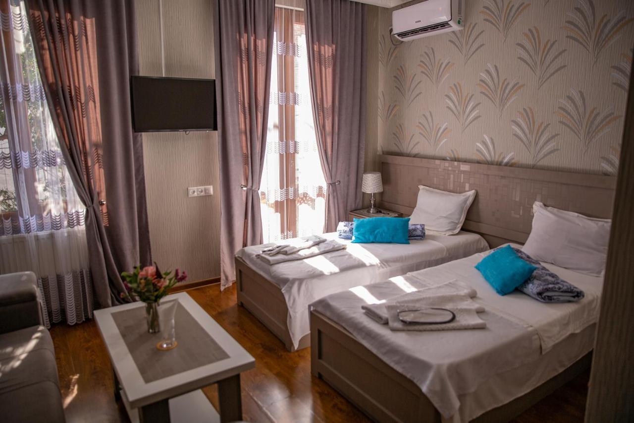 Family Hotel Kolorit Old Τυφλίδα Εξωτερικό φωτογραφία