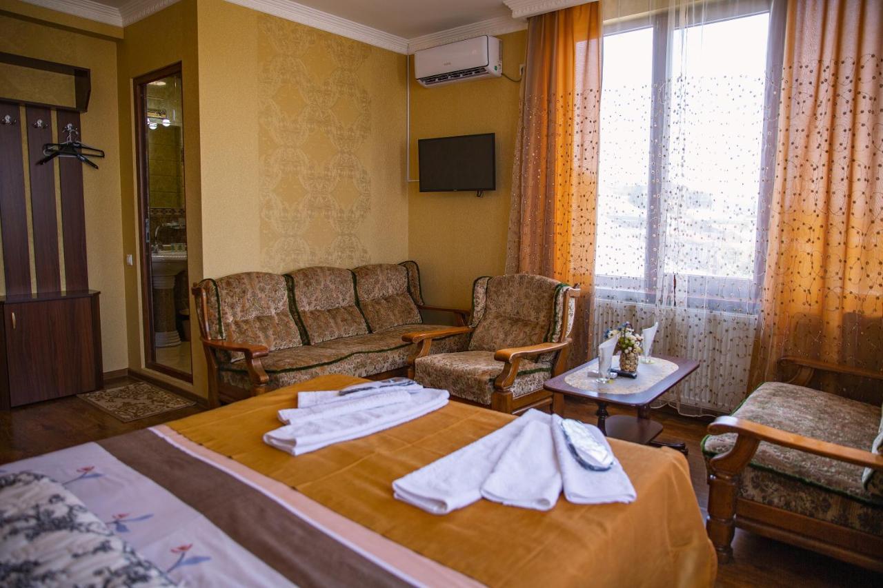 Family Hotel Kolorit Old Τυφλίδα Εξωτερικό φωτογραφία